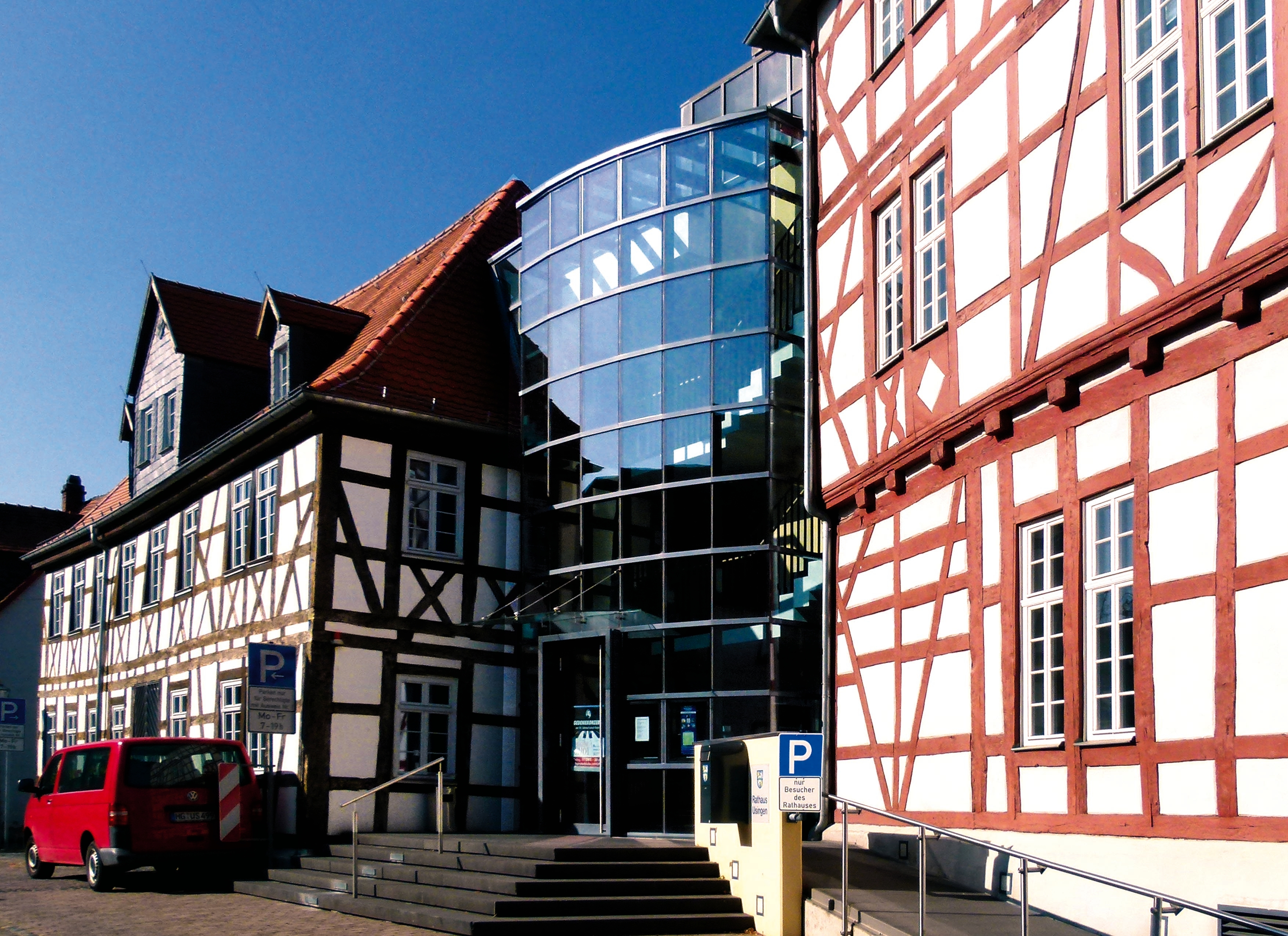 Rathaus Alt-Neu-03.jpg